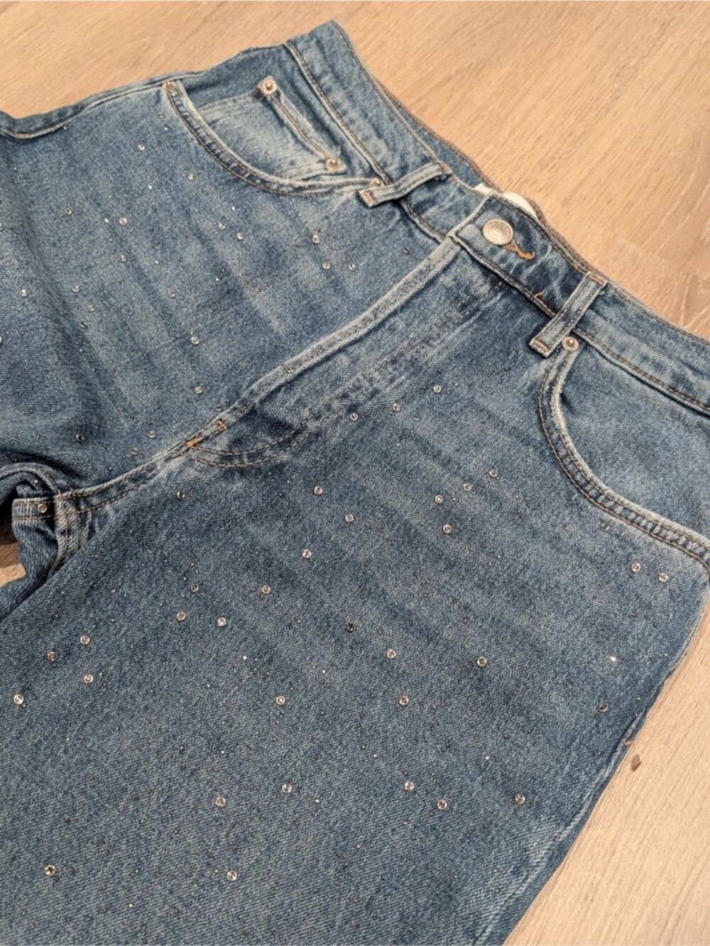 Zara Crystals & rhinestones  High-Rise Wide Leg Jeans with Sparkle - Picture 10 of 16